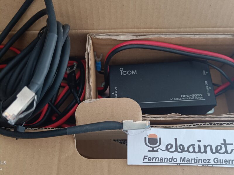 Icom IC-7100 en su caja impecable