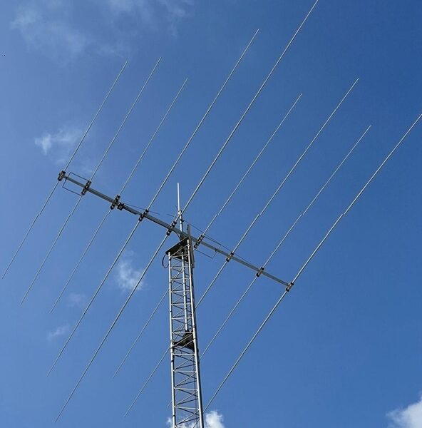 Antena Yagi 9 elementos 5 bandas